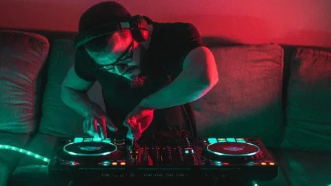Capa: Curso DJ DDJ 400 Rekordbox 6.0: Baixar Agora!