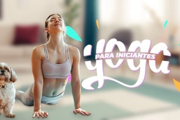 Mulher praticando yoga para iniciantes com o curso BTFIT em um ambiente tranquilo.