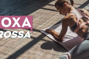 Mulher com coxas torneadas e musculosas, demonstrando resultado do curso Coxa Grossa BTFIT.