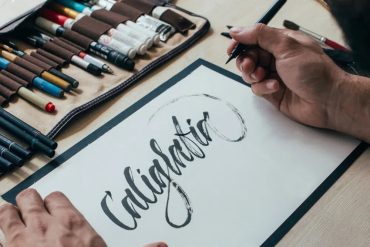 Curso de Caligrafia Instituto Universal Brasileiro - Domine a Escrita Perfeita
