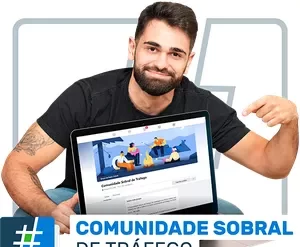 Pedro Sobral ensinando estratégias de tráfego pago em um ambiente de comunidade online.