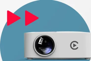 Homem apresentando com confiança, slides de alto impacto, curso Conquer Apresentações de Alto Impacto